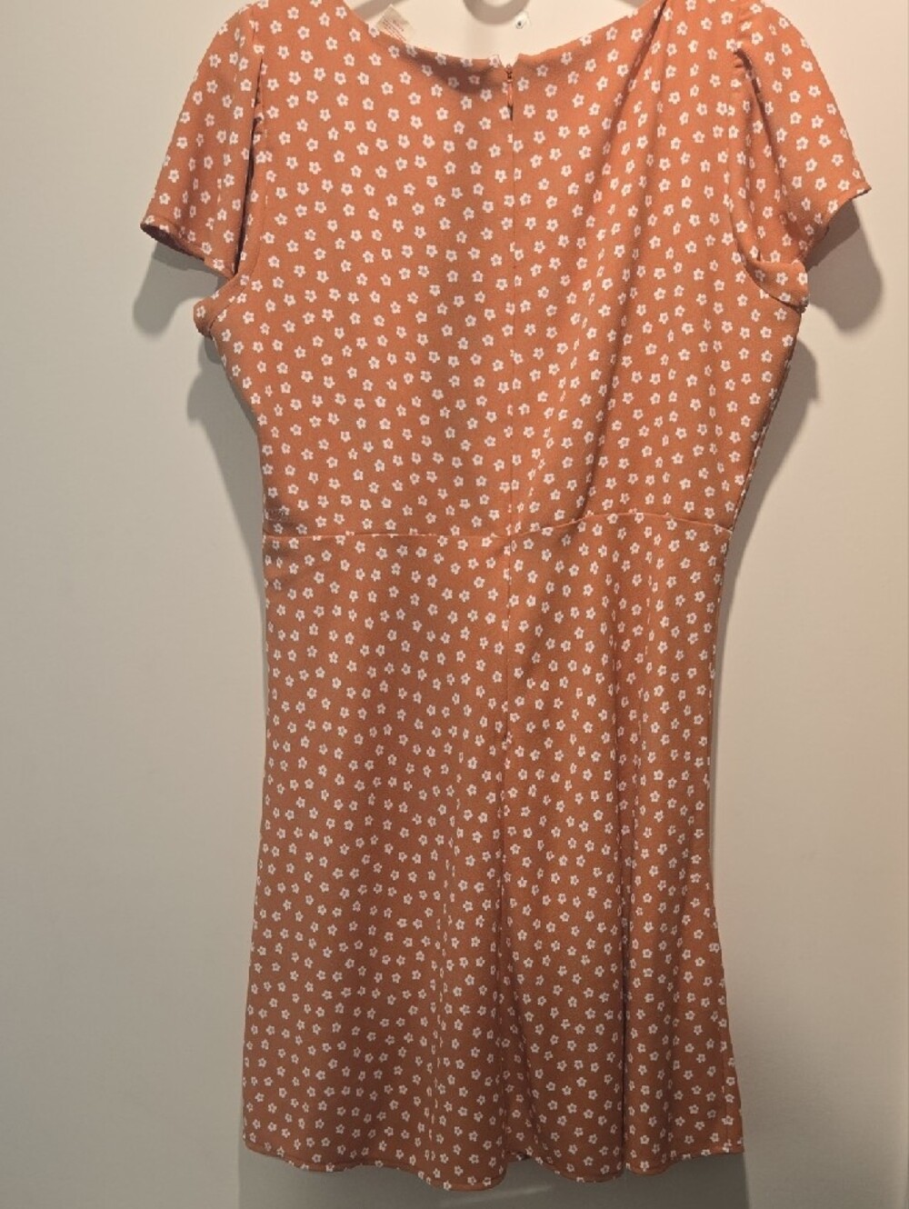 Levi's Ruched Front Floral Mini Dress in Rust - Picture 2 of 3